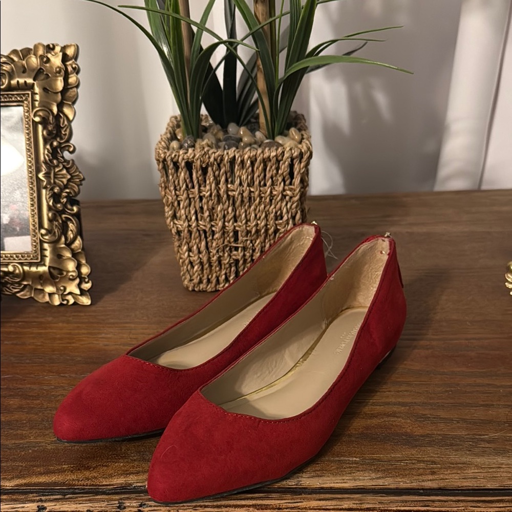 Banana Republic Red Women's Flats